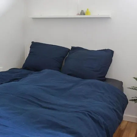 Oplev Lys & Liv I Norresundby: Charmerende Havelejlighed Med Gratis Parkering! Apartment Nørresundby