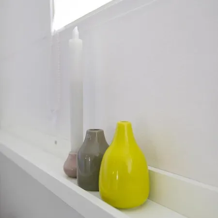 Oplev Lys & Liv I Norresundby: Charmerende Havelejlighed Med Gratis Parkering! Apartment *